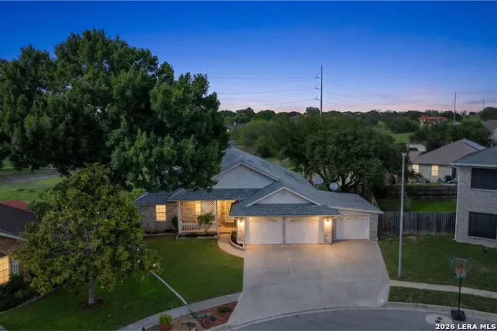 3421 Sherwin Dr, Schertz