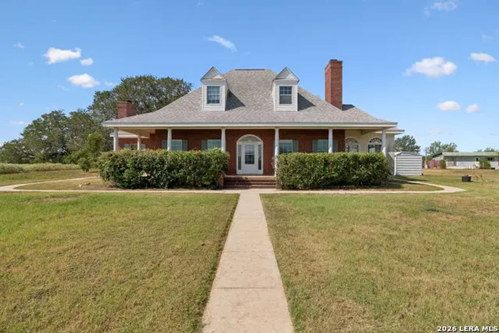4612 County Road 117, Floresville