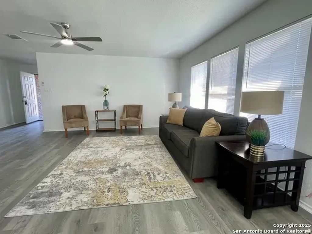 6702 Mountain Asia, San Antonio