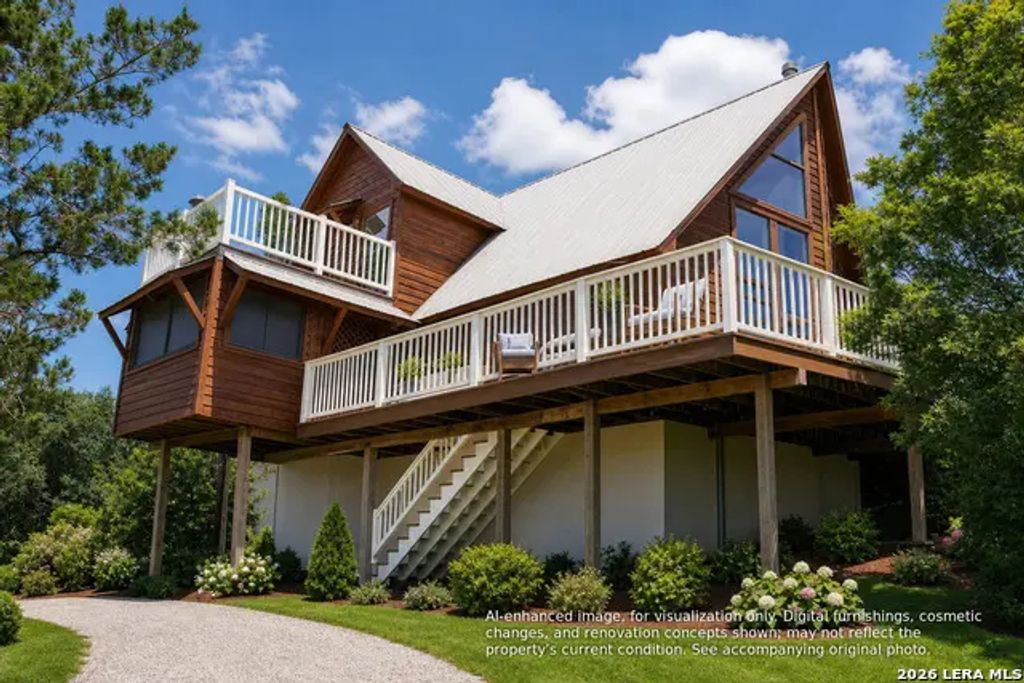 620 County Road 242, Hondo