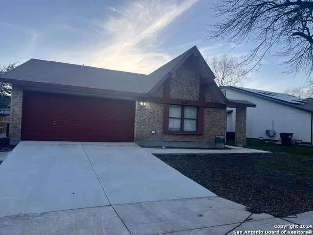 7027 Elk Trail, San Antonio