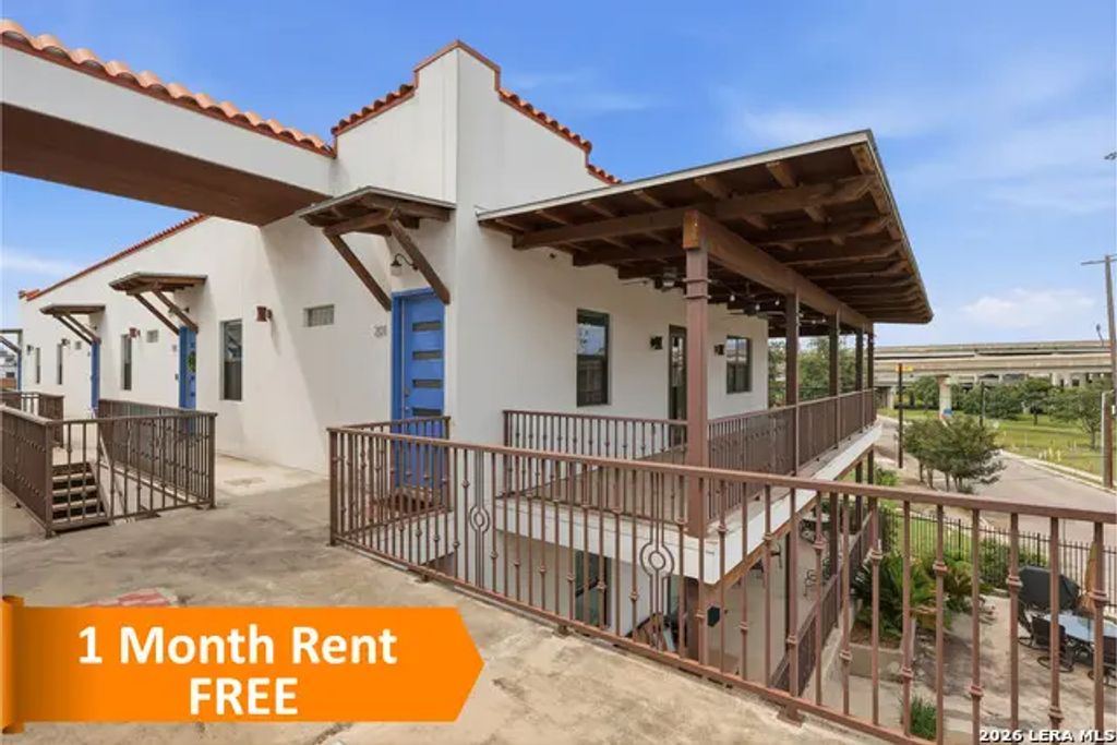 1542 N Alamo St 201, San Antonio