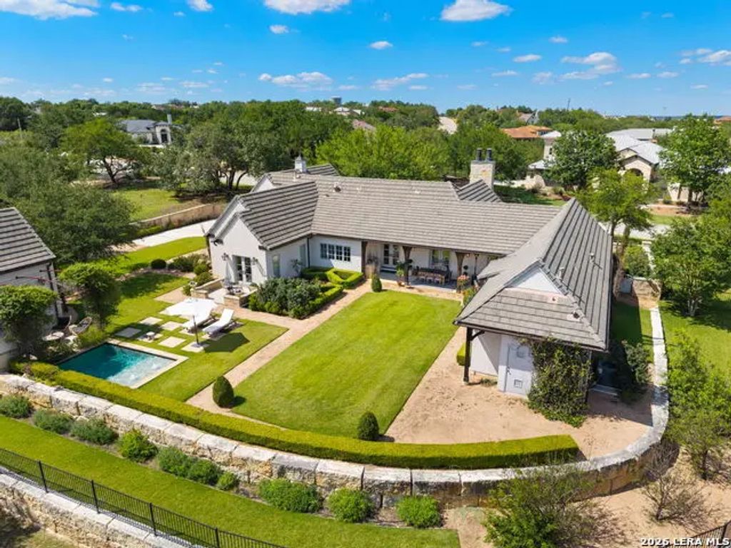 105 Lodge Spgs, Boerne