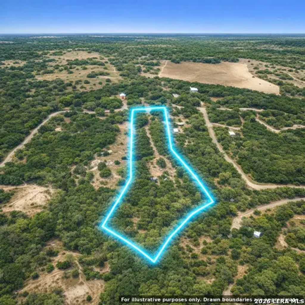 1321 Brushy Creek Drive, Lakehills