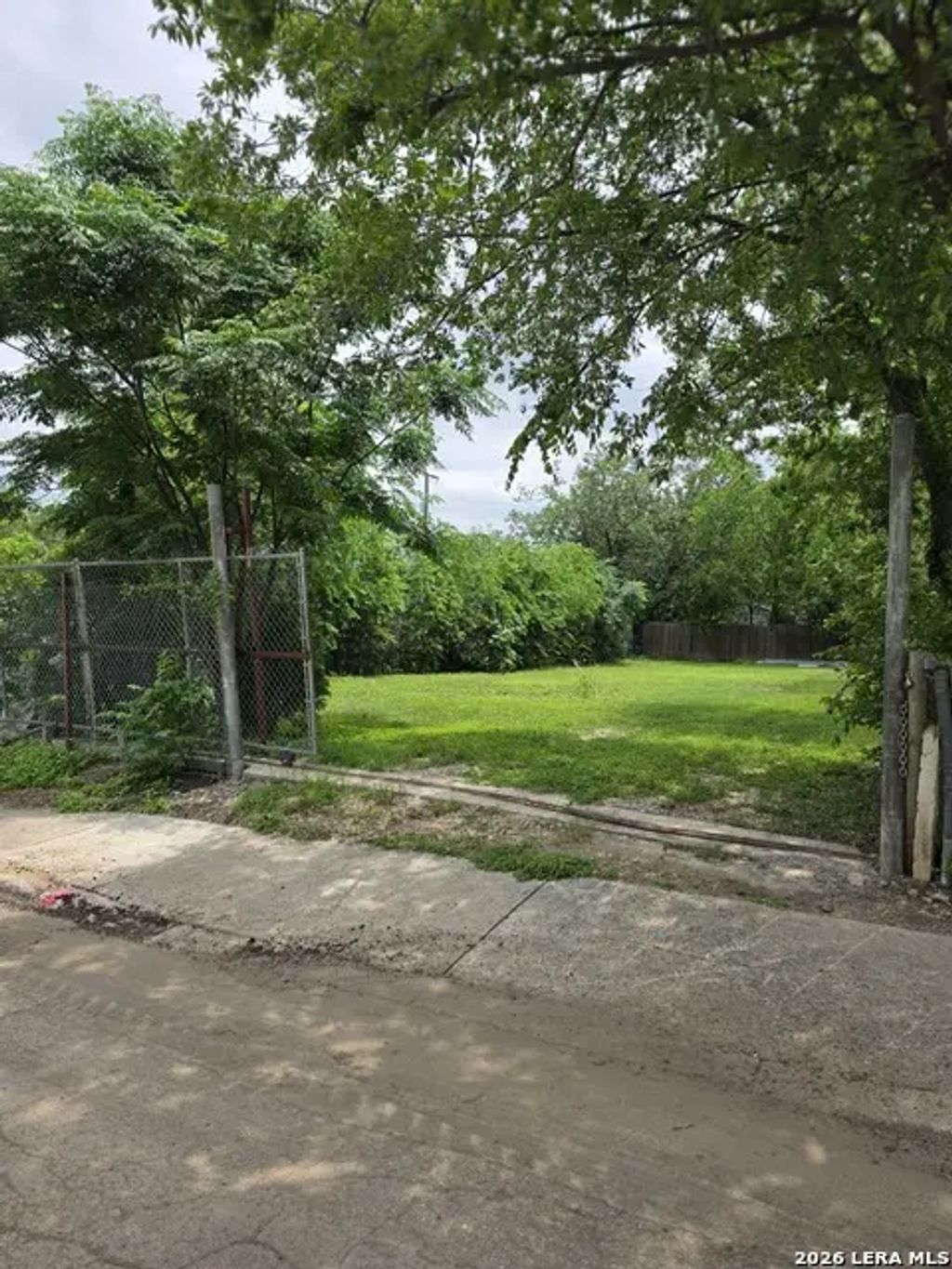 1406 W Ridgewood Ct, San Antonio