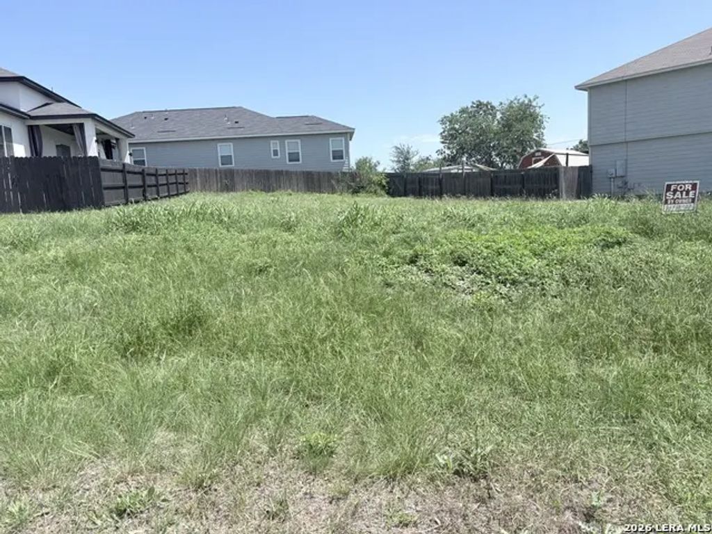 8251 Comanche Pass, Converse