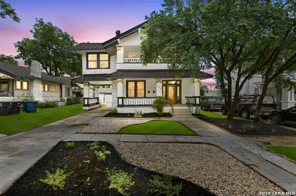 940 W Mulberry, San Antonio