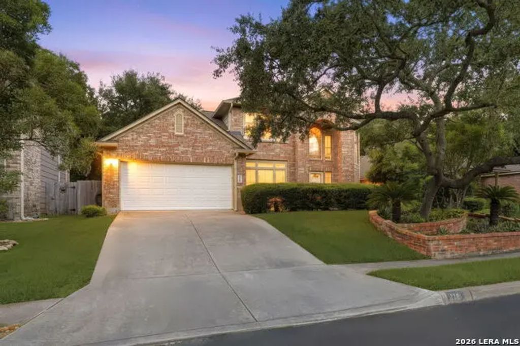 119 Baythorne, Universal City