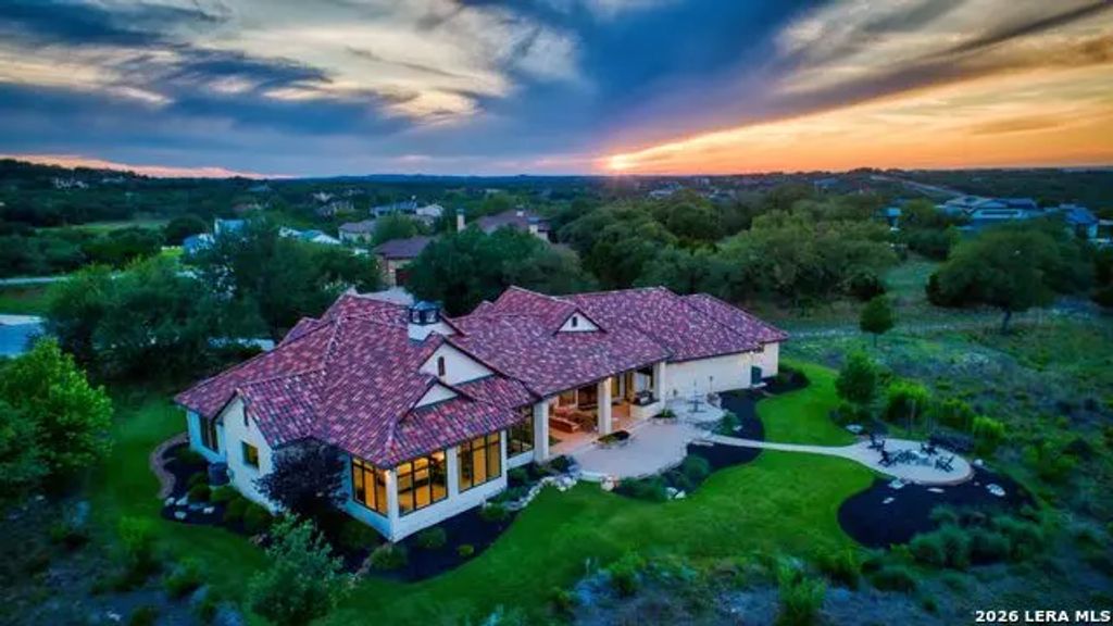 12 Escena, Boerne