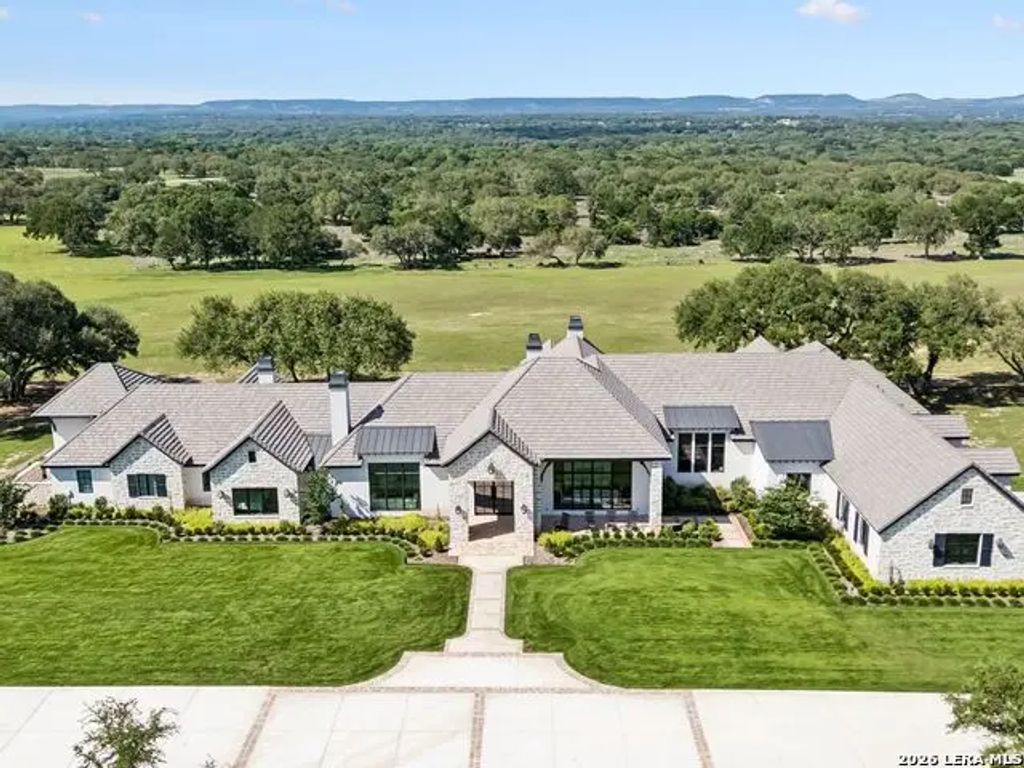 820 Fm 3351, Boerne