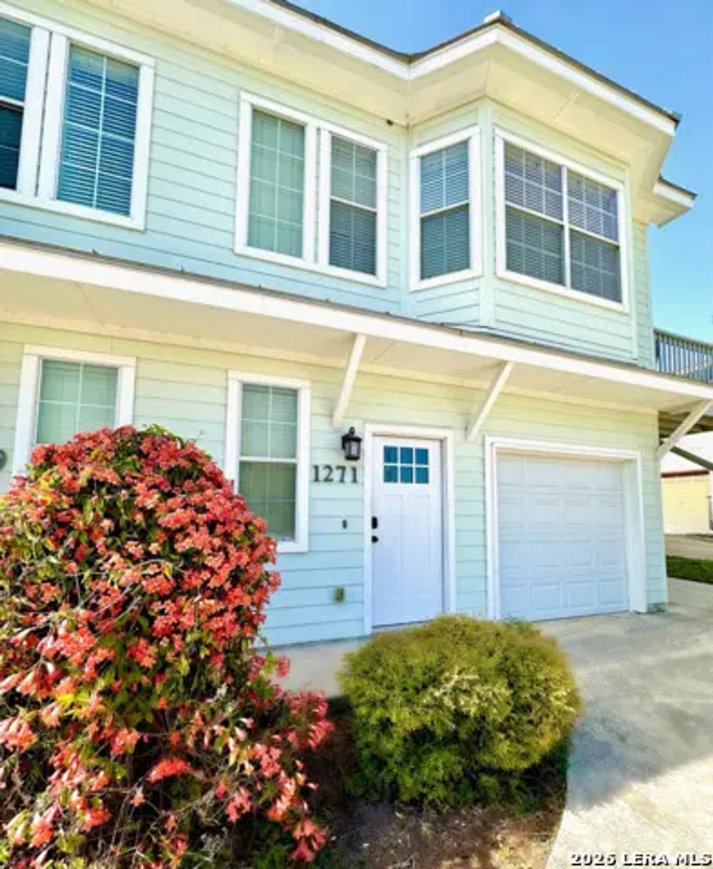 1271 E Common St, New Braunfels