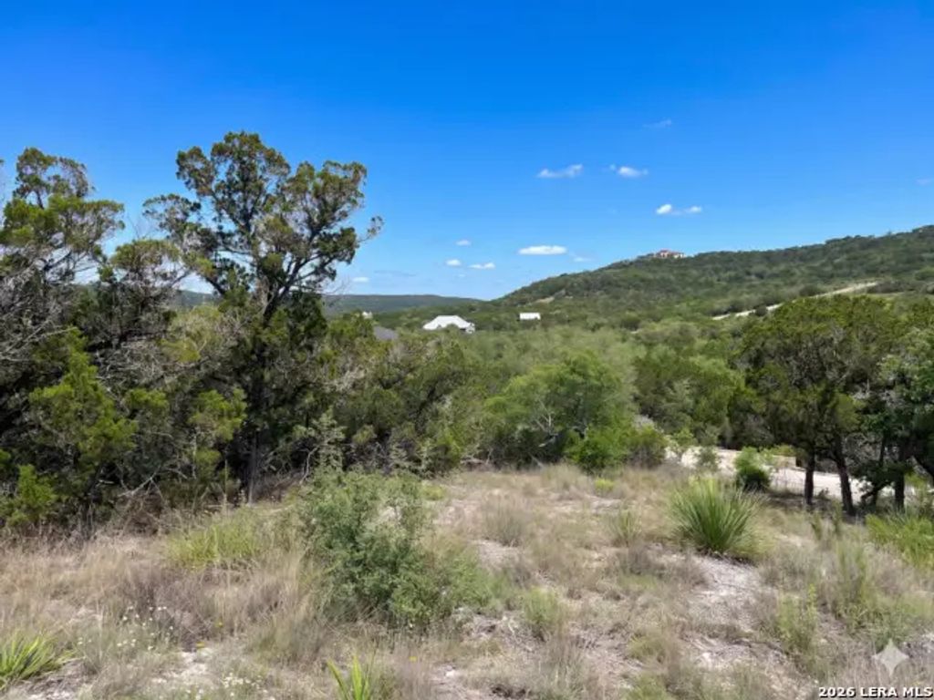 370 Private Road 1742, Mico
