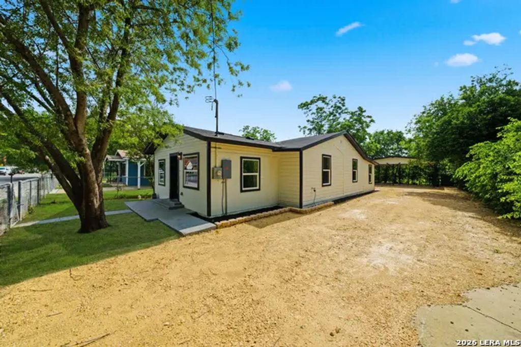 1604 Calle Valencia, San Antonio