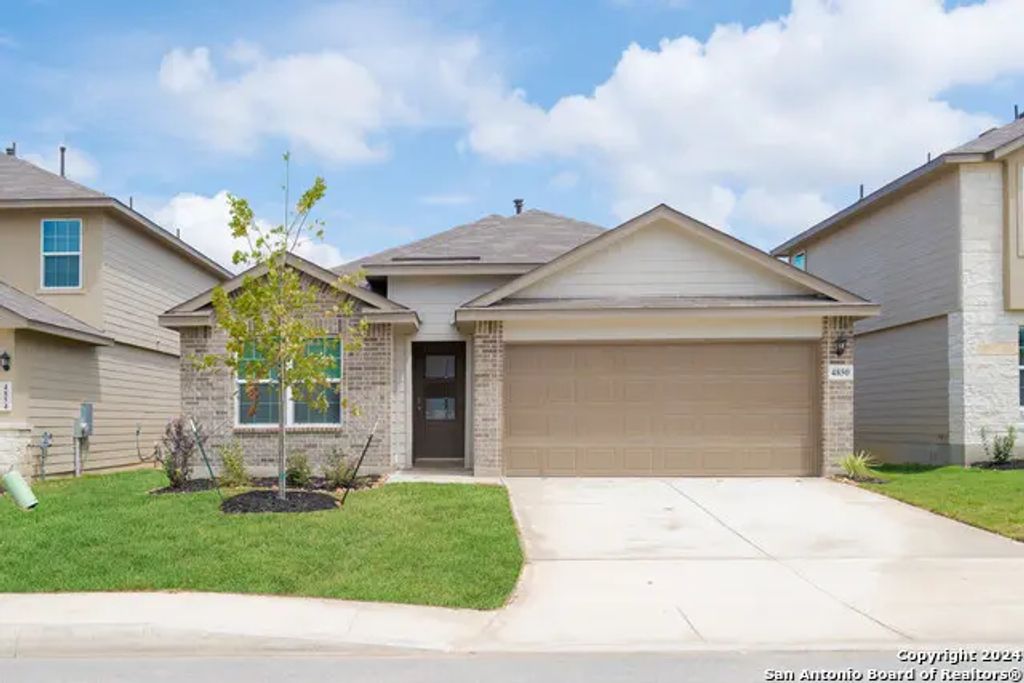 4850 Paluxy Trl, San Antonio