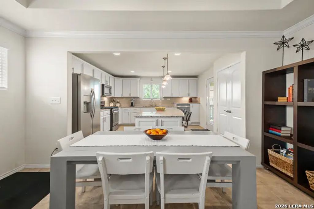 3311 Blossom Row, San Antonio