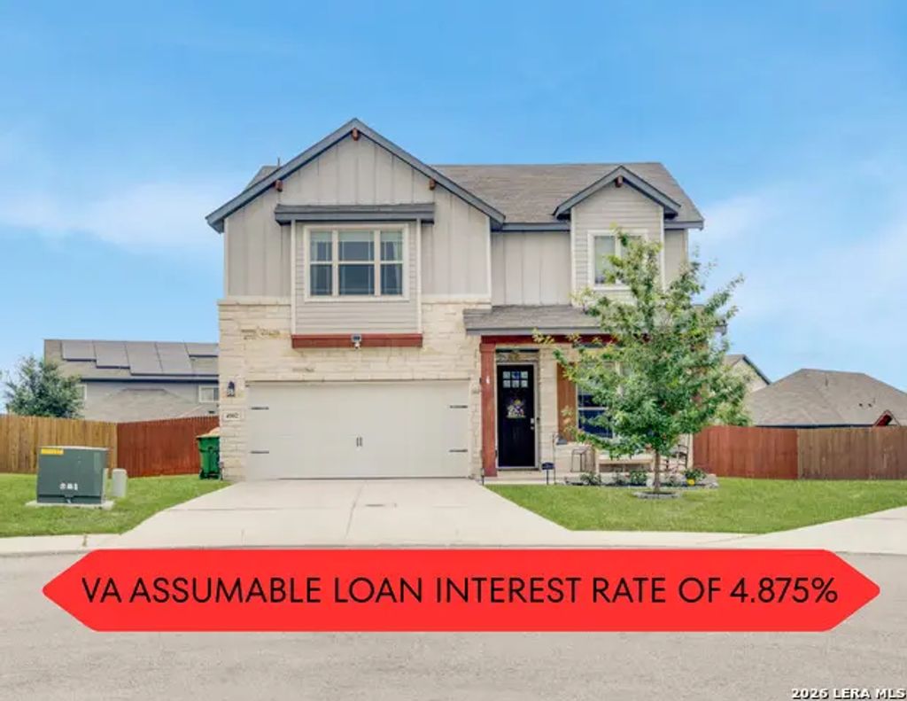 4902 Oxbow Bnd, St Hedwig