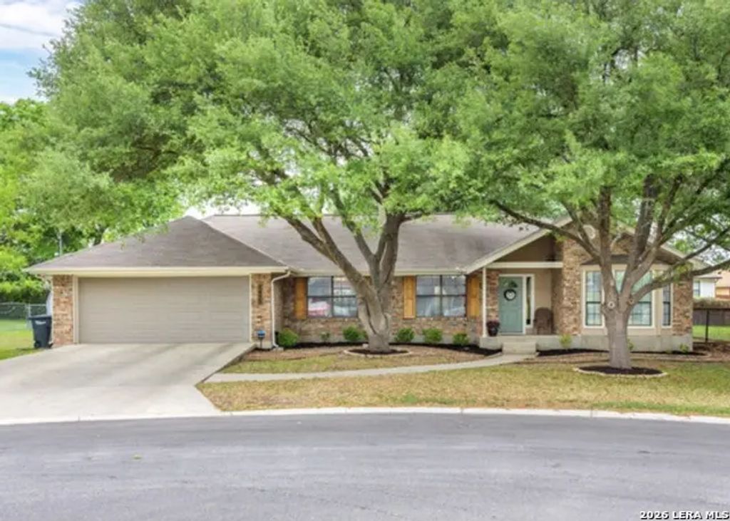 1420 Devin Dr, New Braunfels