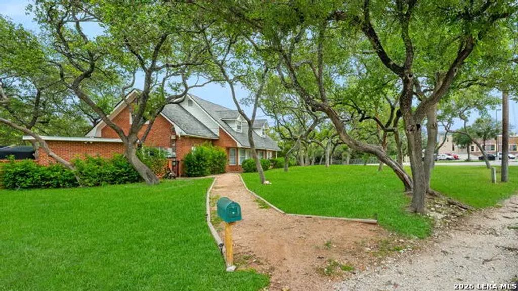 11902 Rustic, San Antonio