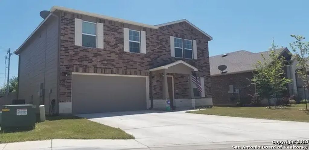 178 Hidden Knoll, Selma