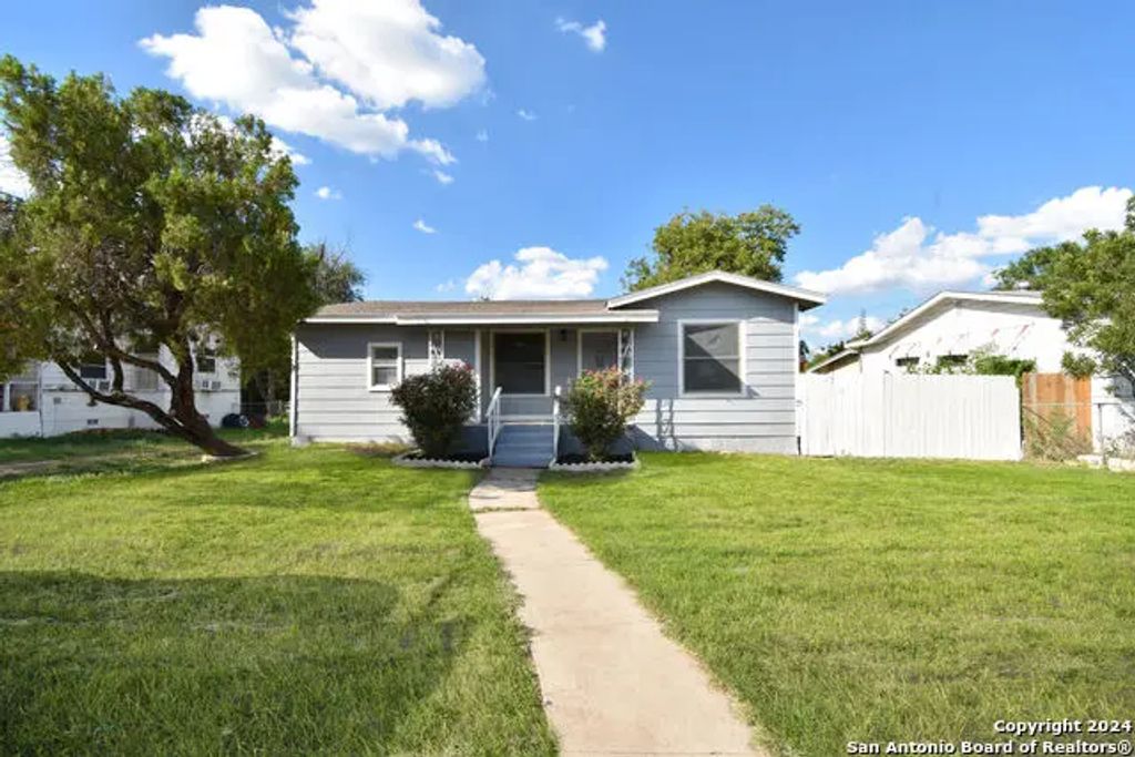 127 Glencoe Dr, San Antonio