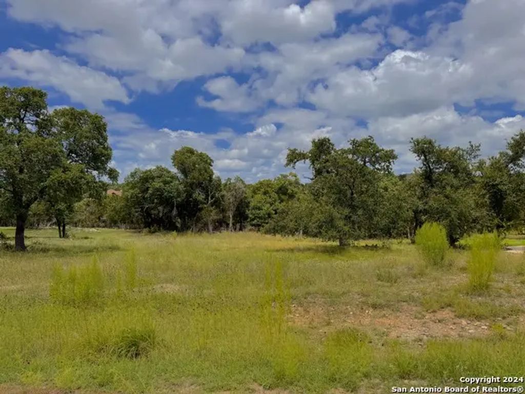 714 Caballo Trl, Canyon Lake