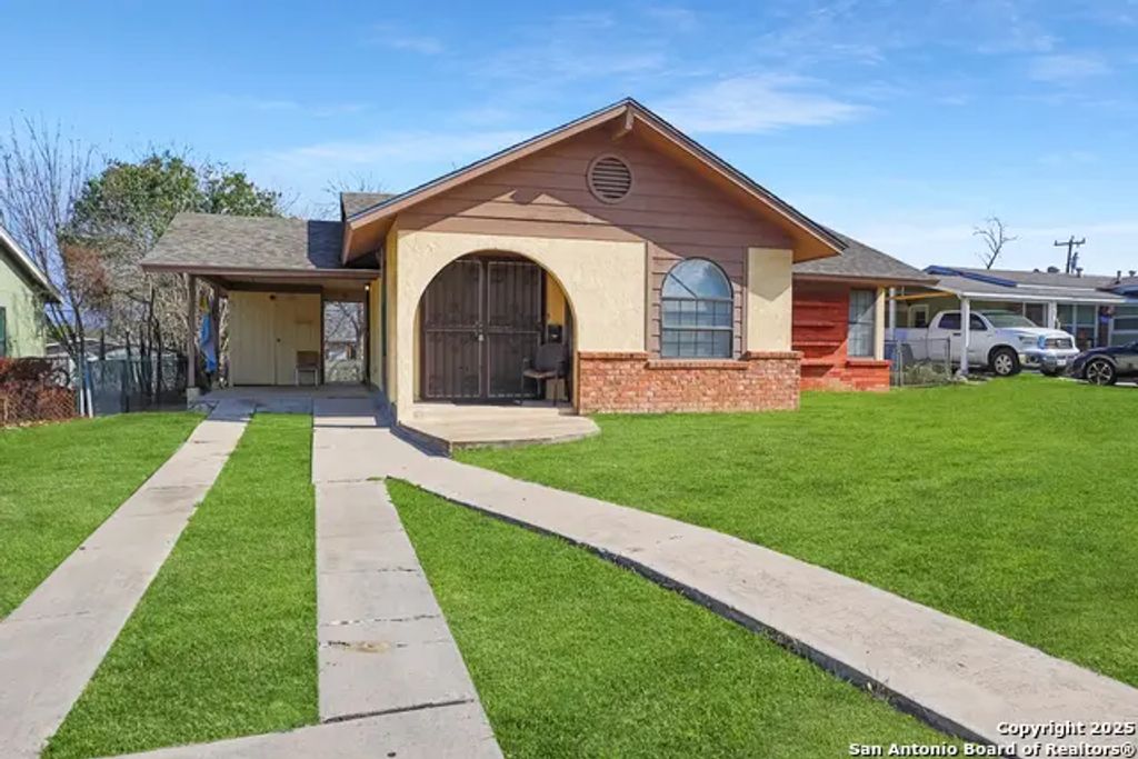 215 Birchwood Dr, San Antonio