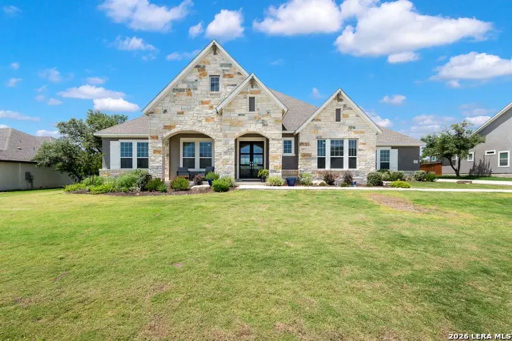 154 Violet Way, Castroville