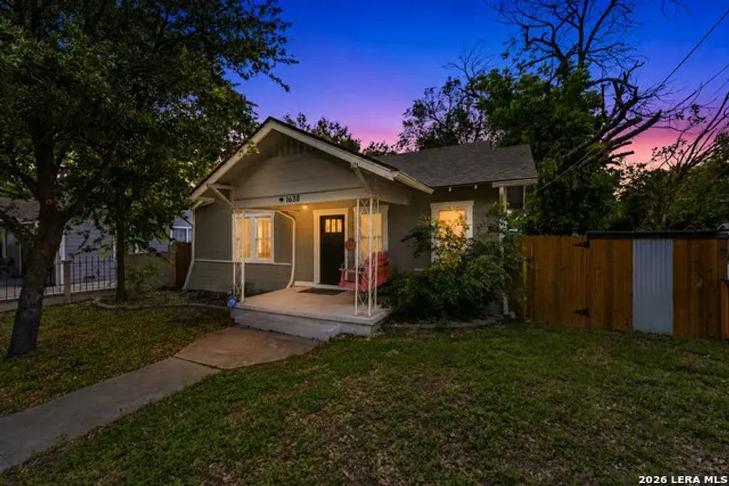 1638 Santa Monica St, San Antonio