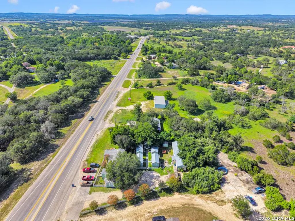 686 State Highway 173, Bandera