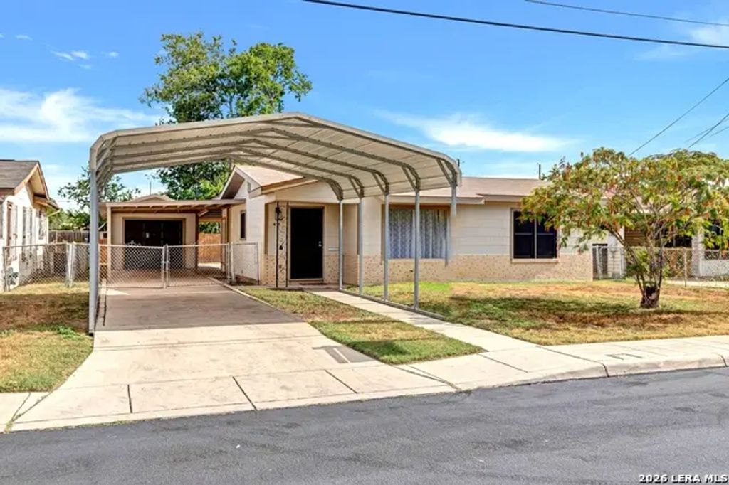 411 W Hart Ave, San Antonio