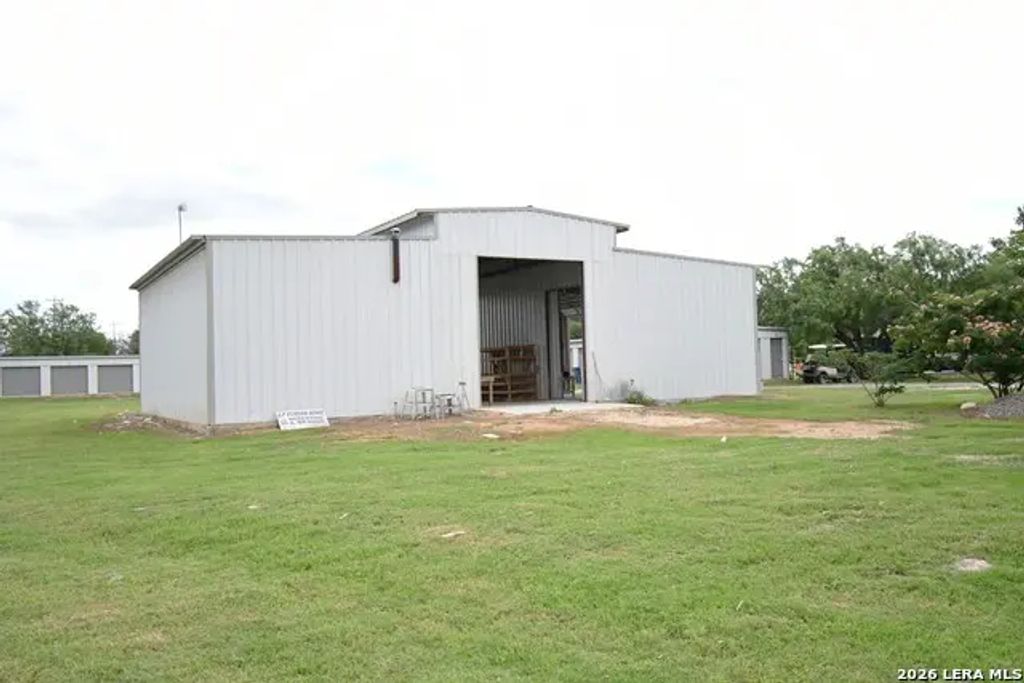 5975 Prairie, Von Ormy