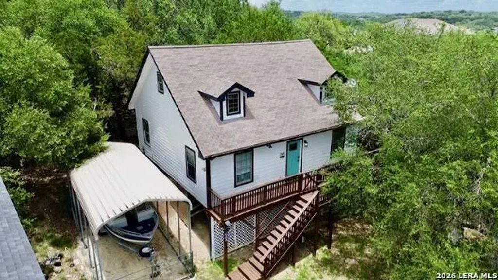 208 Woodridge, Canyon Lake