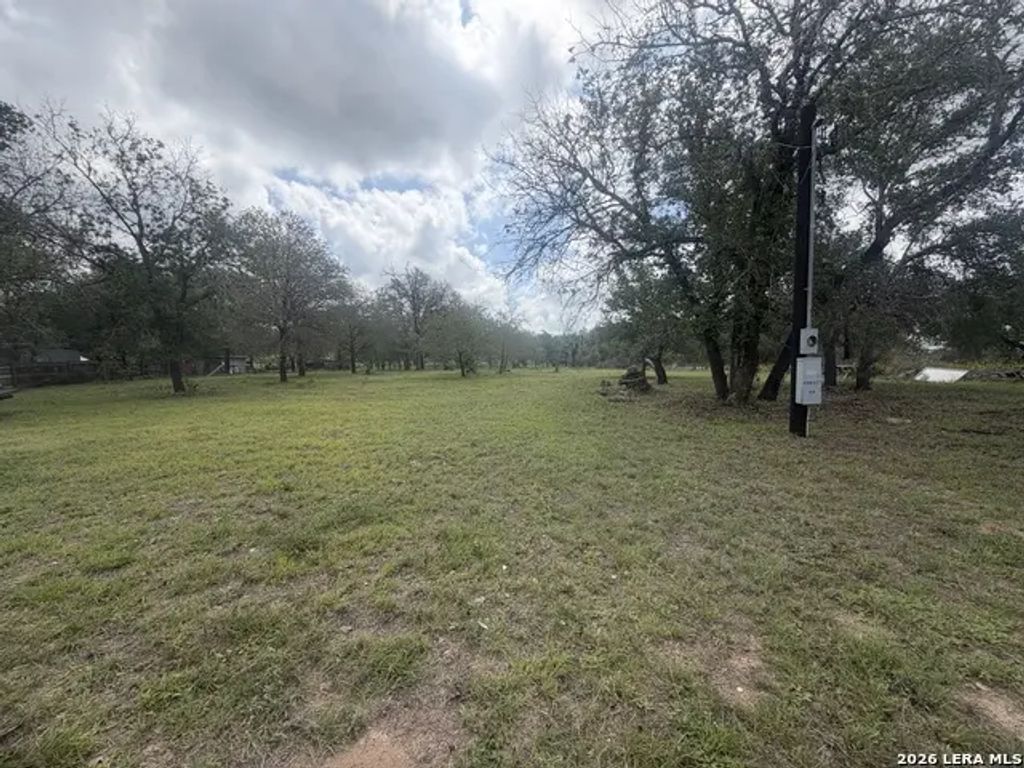 25594 Sunset Rd, San Antonio