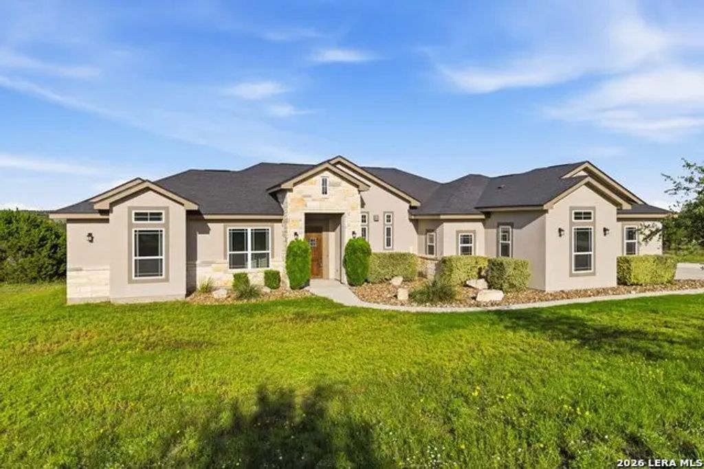 136 Vista View Pl, Spring Branch