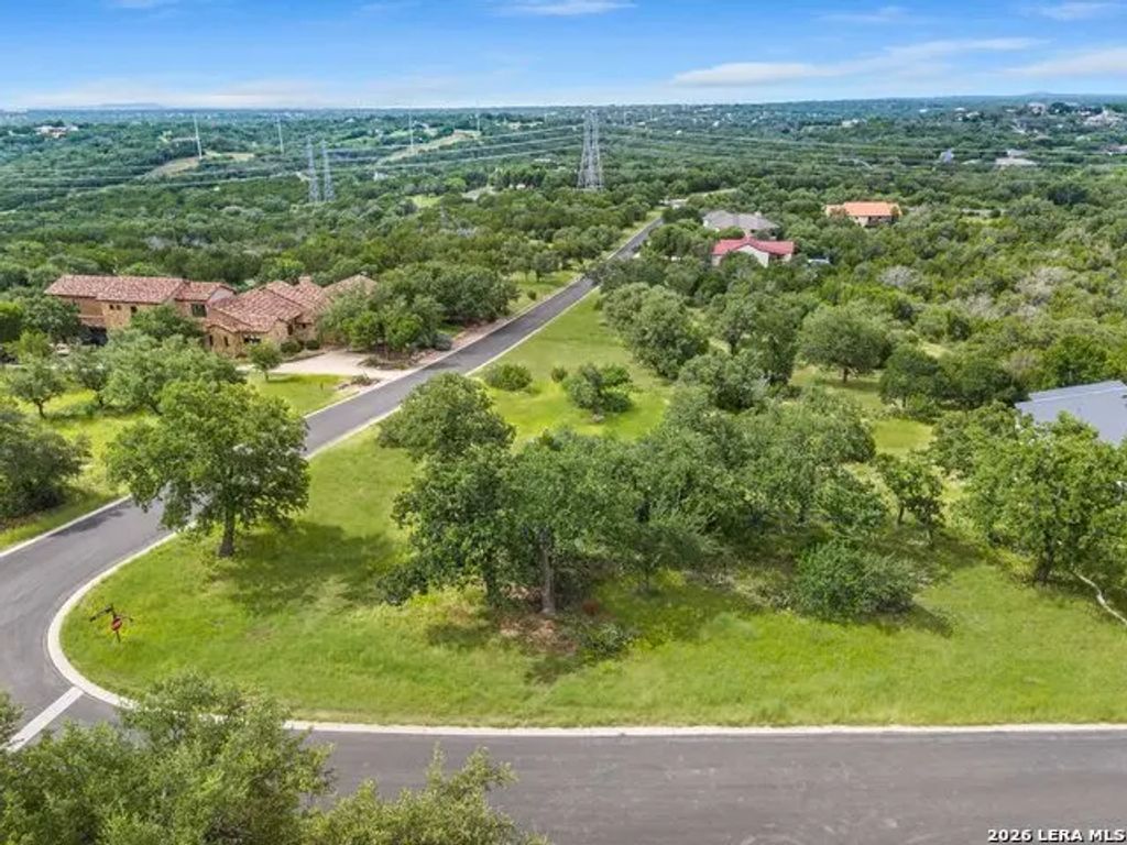 202 Hi Ridge Rd, Horseshoe Bay