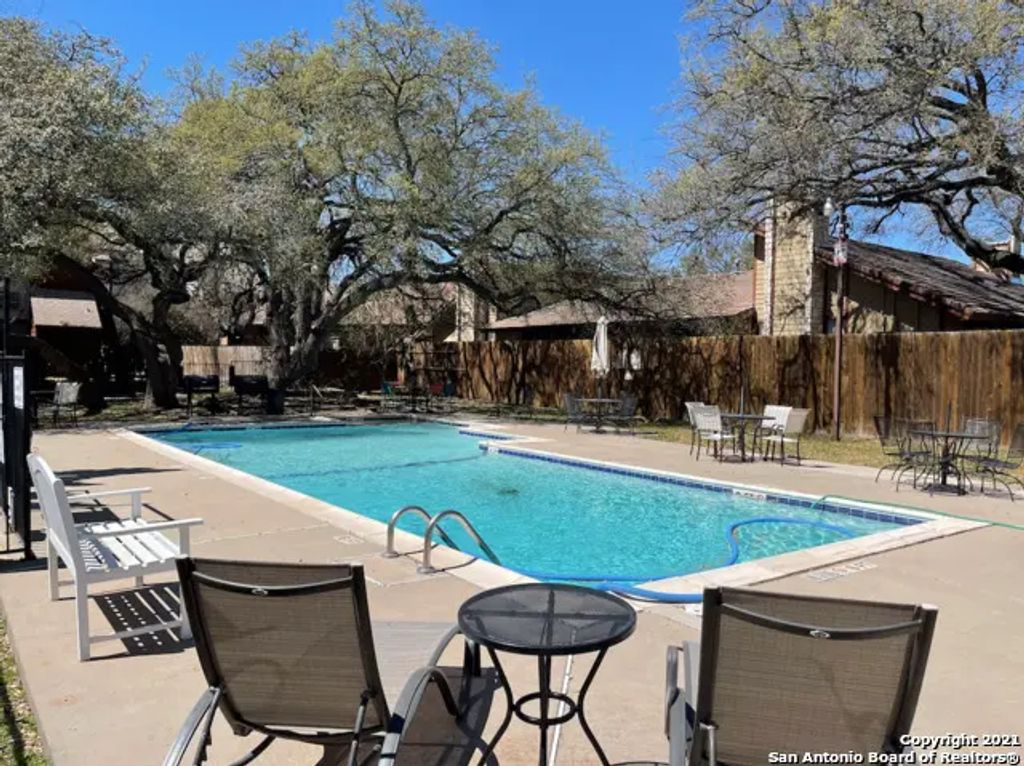 10527 Perrin Beitel Rd B209, San Antonio