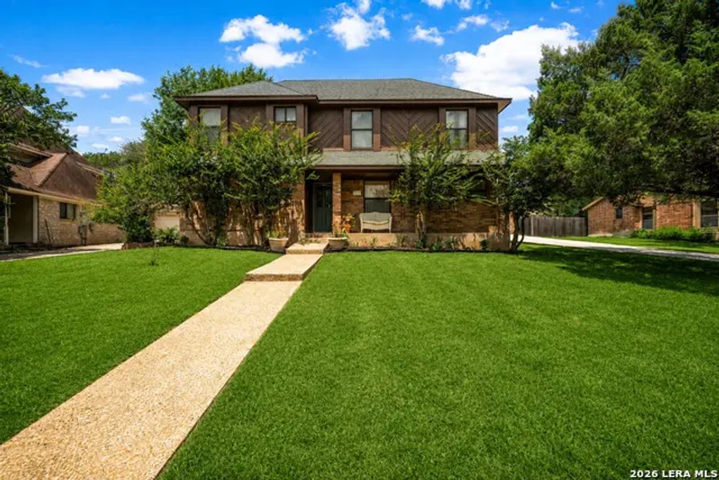 317 Crown Rdg, New Braunfels