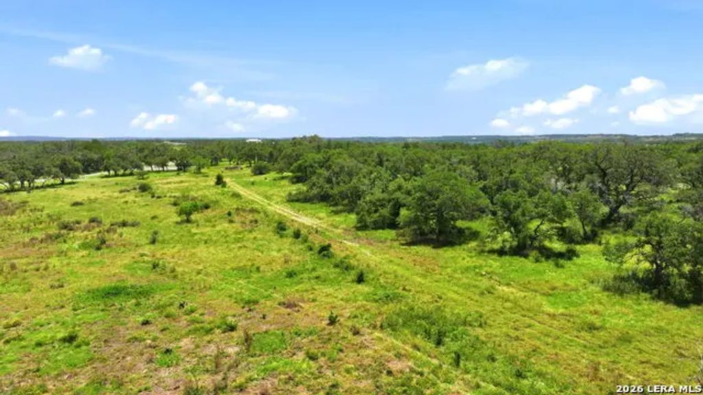 718 Windmill Ridge, Blanco