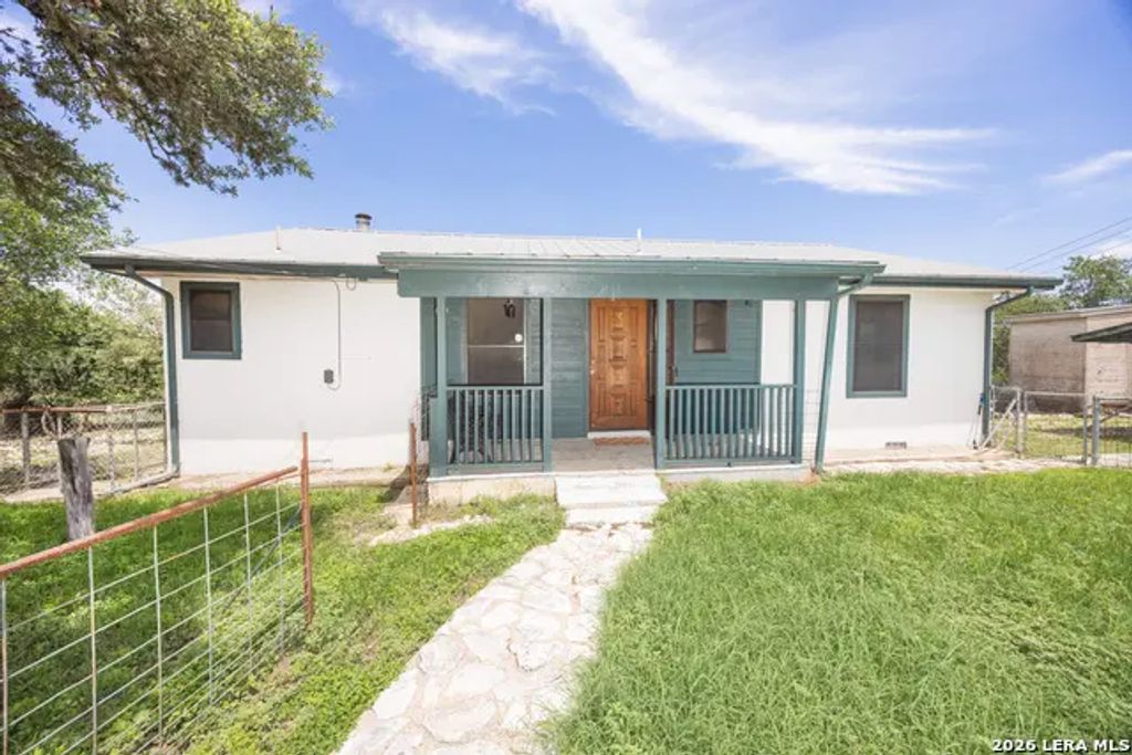 1130 County Road 270, Mico