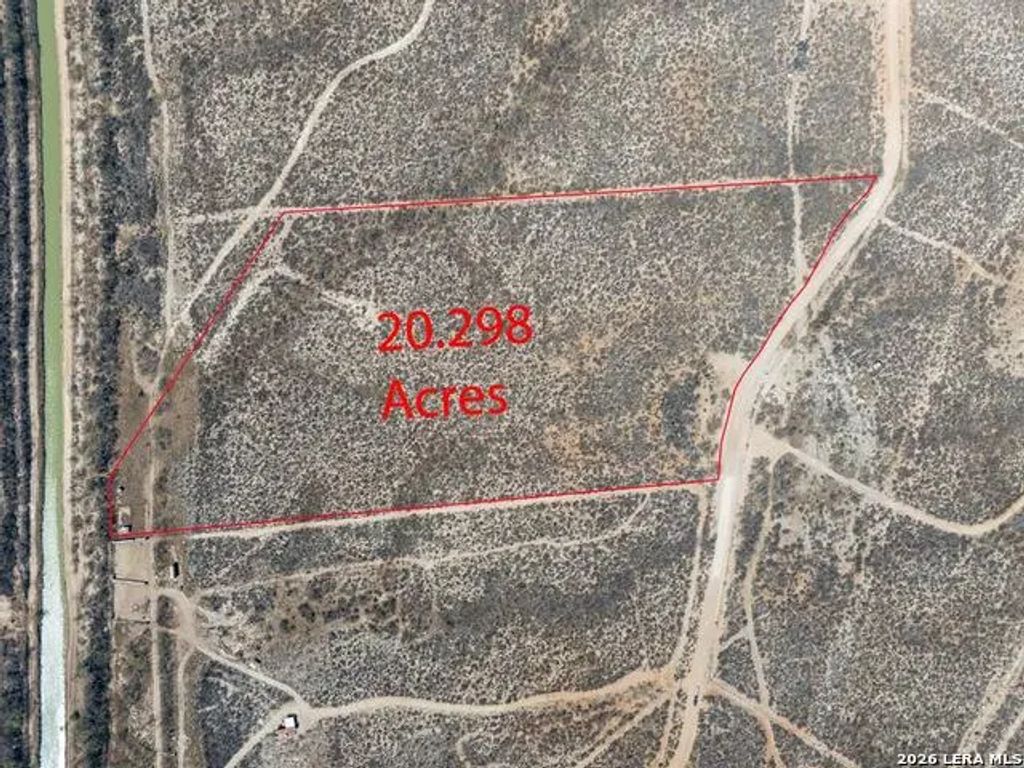 1161 Agua Dulce Rd, Eagle Pass