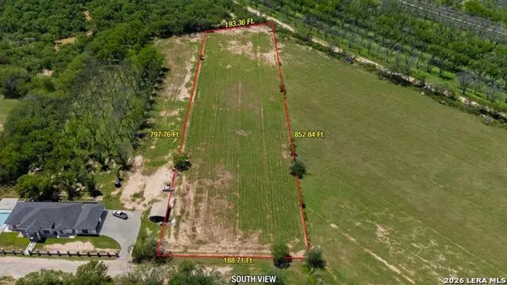 229 Dean Cary Lane, Eagle Pass