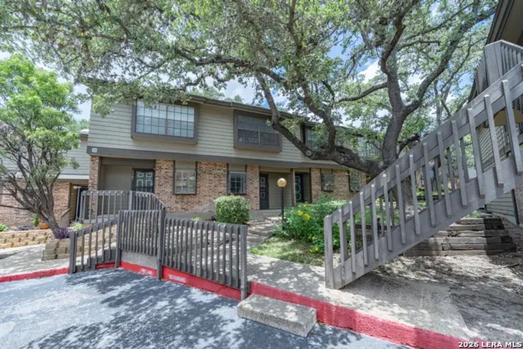 11815 Vance Jackson 2404, San Antonio