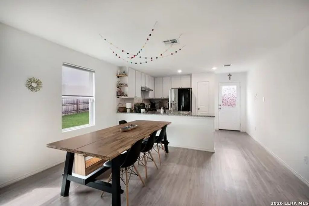 14727 Bolinger Mill, San Antonio
