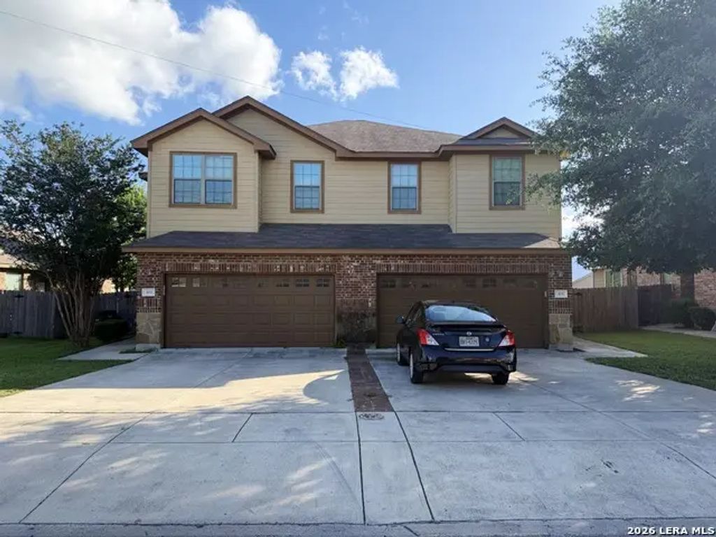 303 & 305 Rosalie, New Braunfels