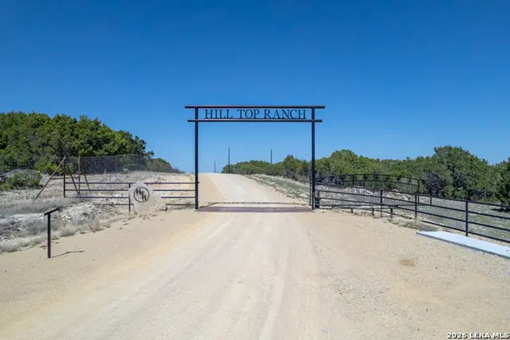 850 High Plains, Pontotoc