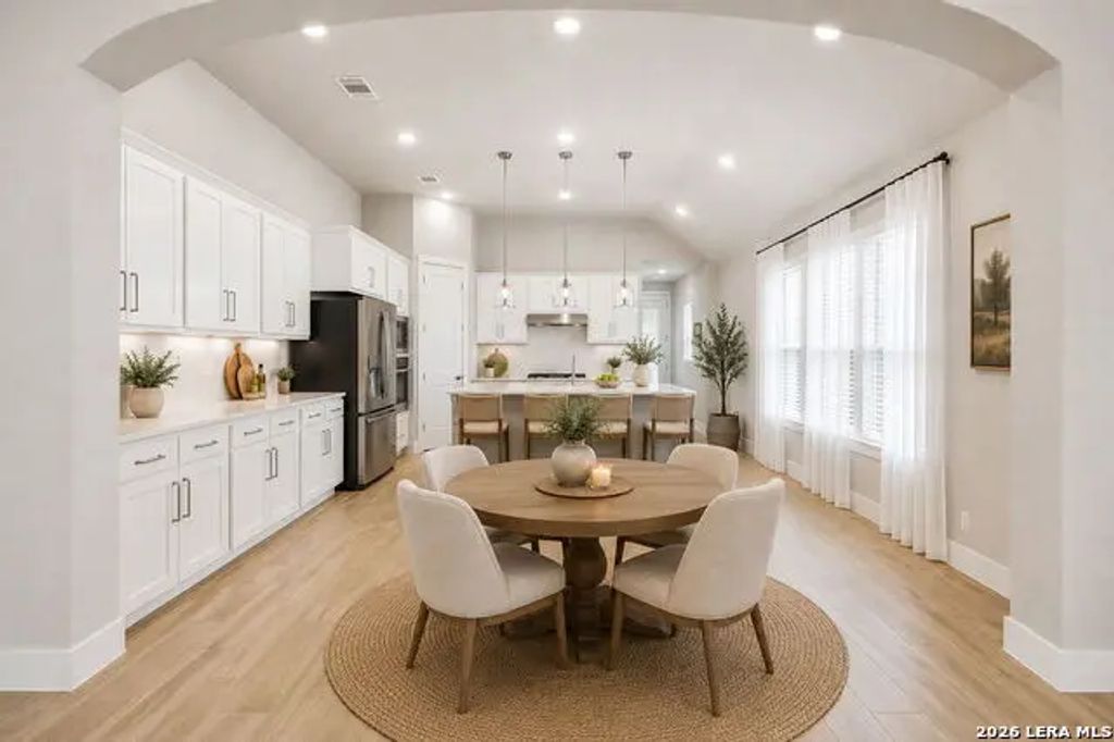 1648 Gruene Pass, New Braunfels