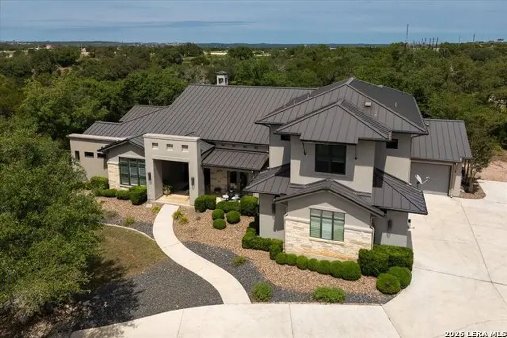 117 Bitter Spgs, Boerne