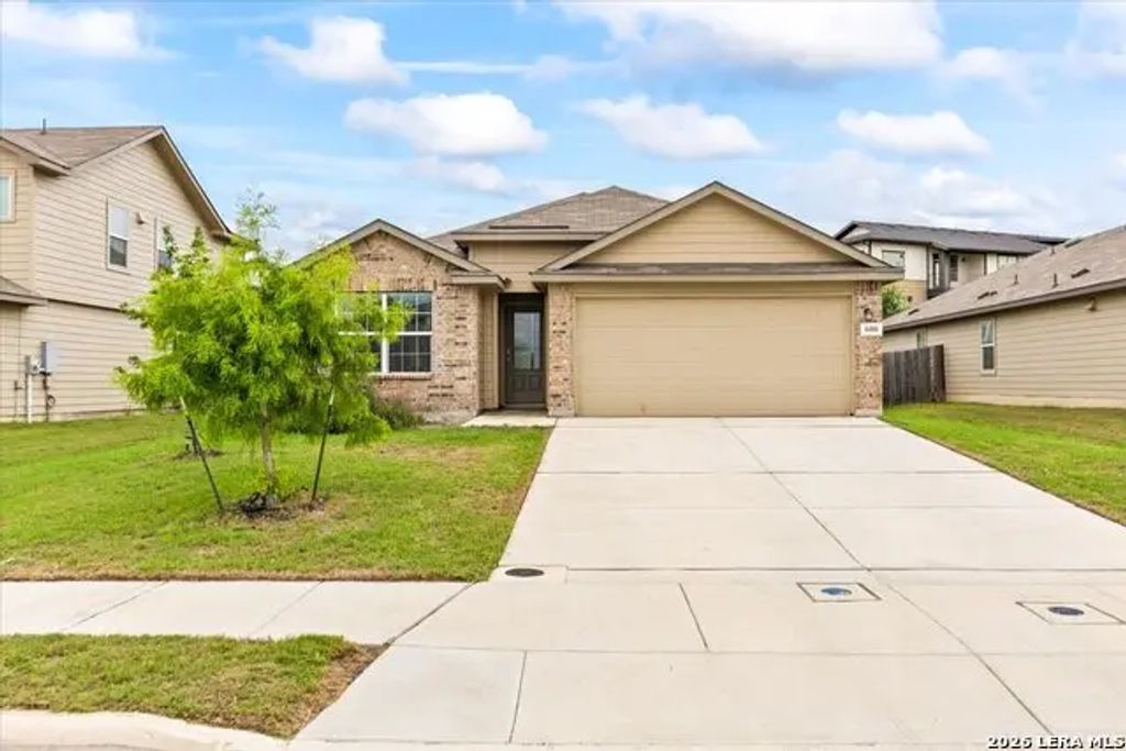 600 Red River, Cibolo