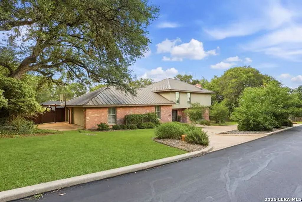 2923 Scattered Oaks St, San Antonio