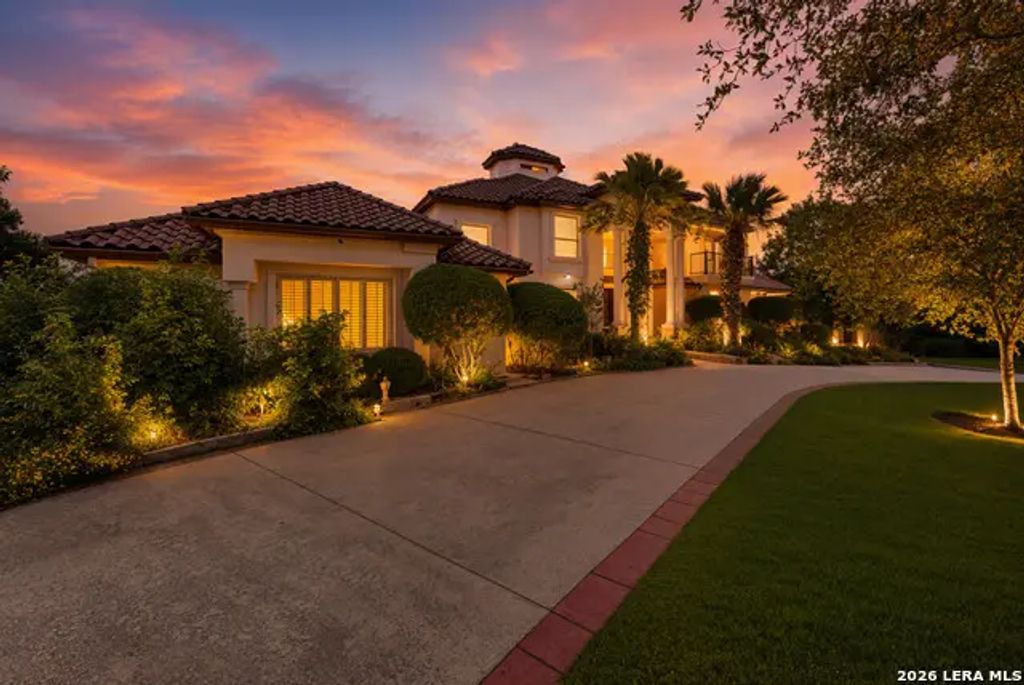 211 Geddington, Shavano Park